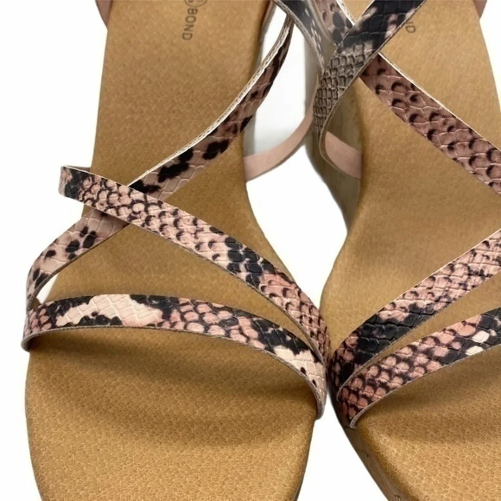 Treasure & Bond  Strappy Sandals Size 8.5M NWB